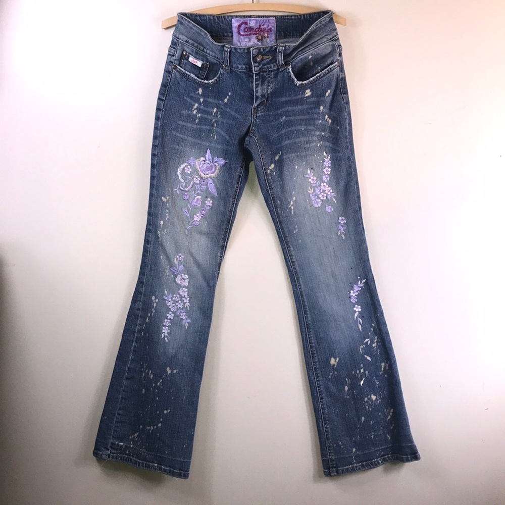 Candie’s embroidered boot cut 90’s Jeans Vintage!